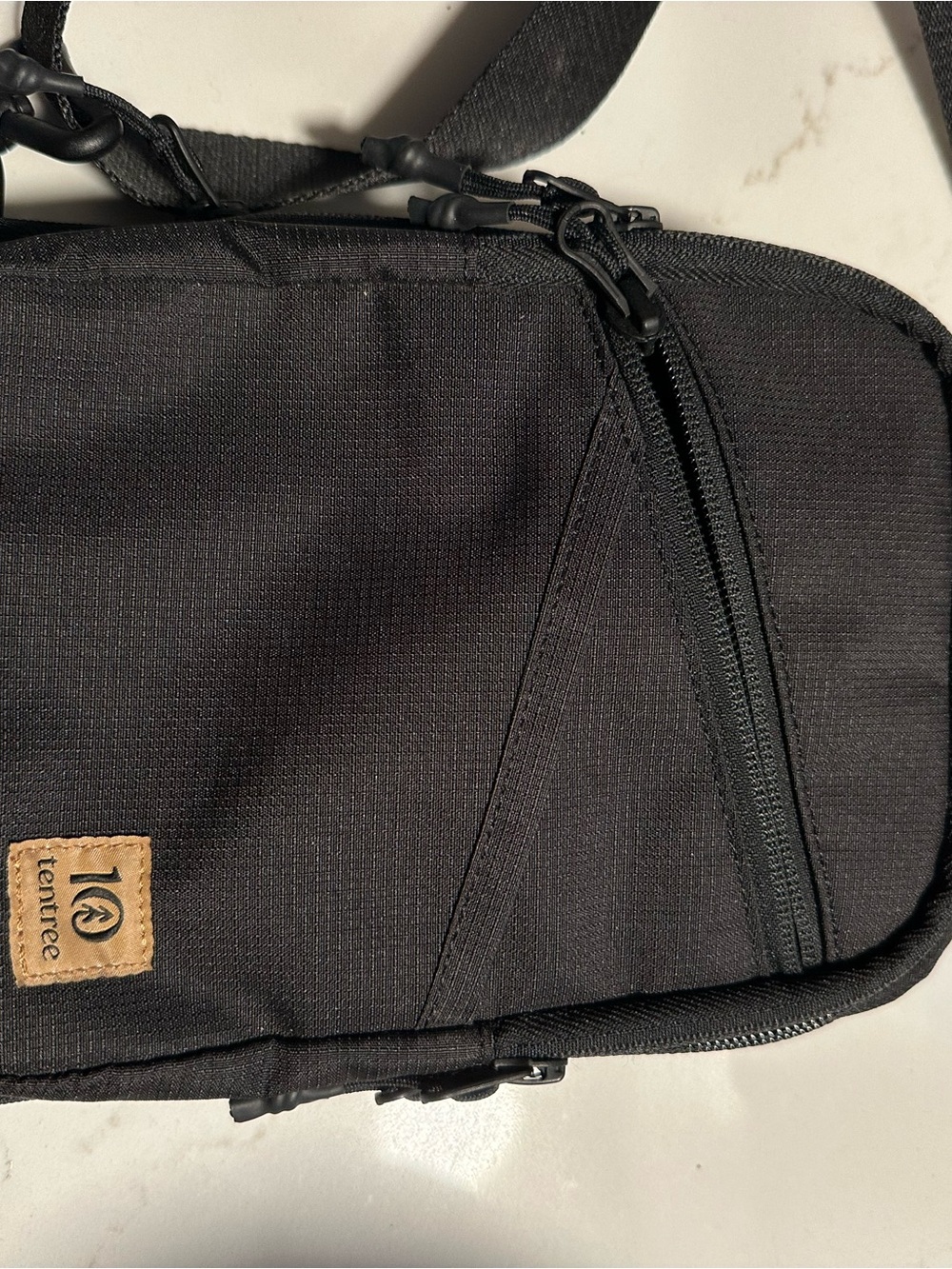 tentree Newport Sport Sling Bag